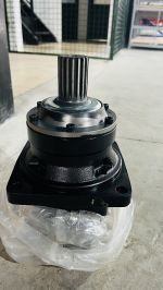 Motor thủy lực cho chổi quét bụi HCN gắn xe Bobcat