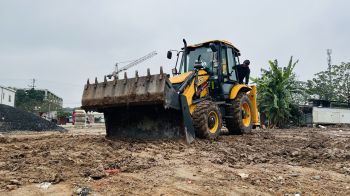 Máy xúc lật đa năng 2 đầu/ Máy xúc đào liên hợp